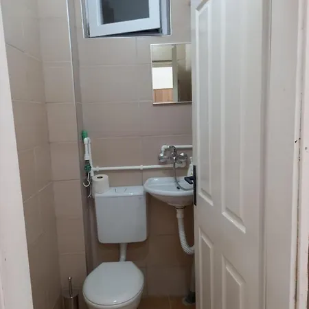 Studio Pionir 1 Apartment *